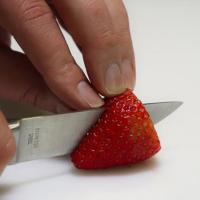 Cutting strawberry